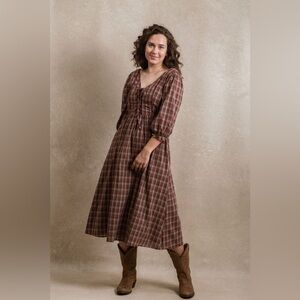 Neuflora New England Dress